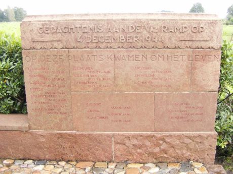 Gedachtenis aan de V2 ramp op 4 december 1944